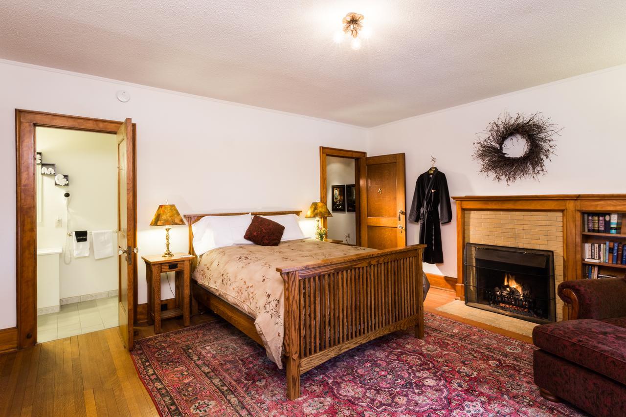Stewart Inn Восау Екстер'єр фото
