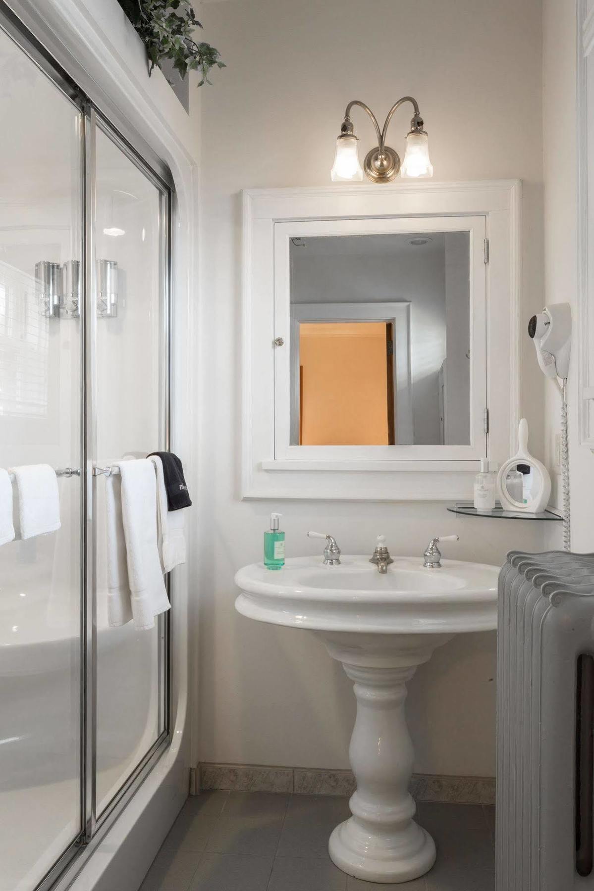 Stewart Inn Восау Екстер'єр фото